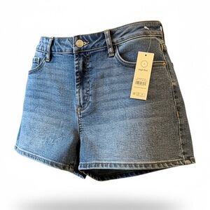 No Boundaries Women's Classic Blue Jean Shorts, NEW